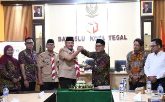 Moment Potong Tumpeng