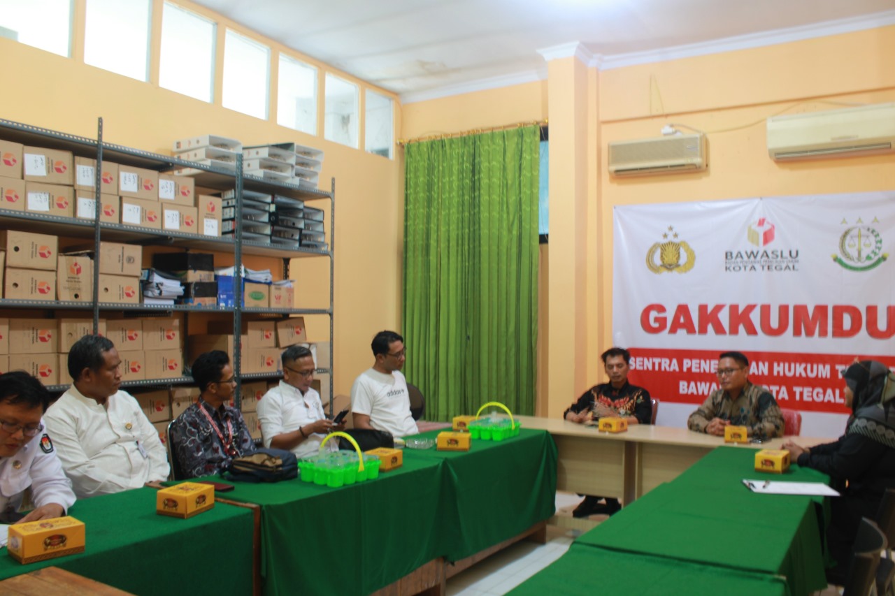 Bawaslu Kota Tegal Menerima Kunjungan KPU Kota Tegal