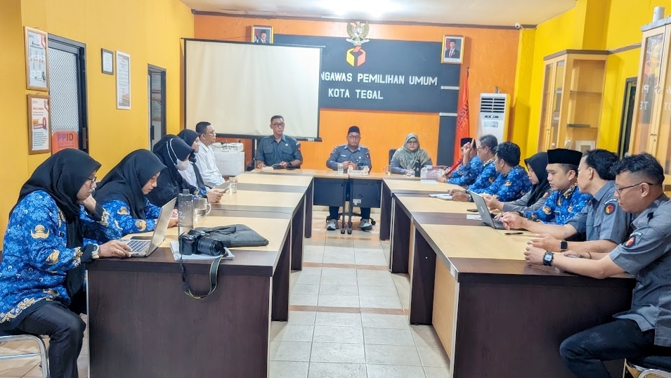 rapat rutin awal pekan