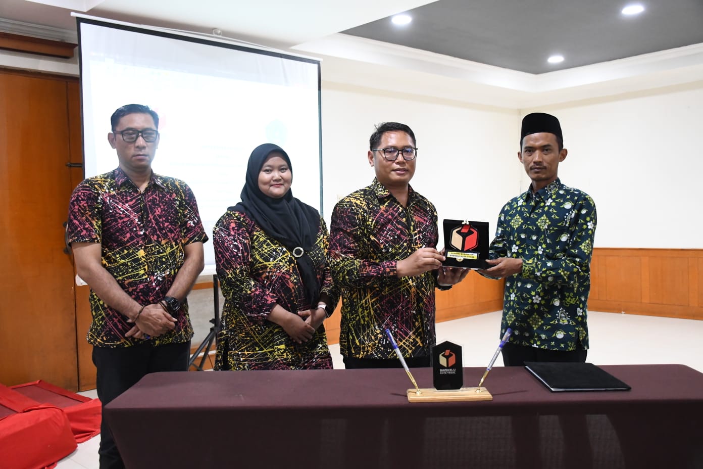 Penyerahan cinderamata