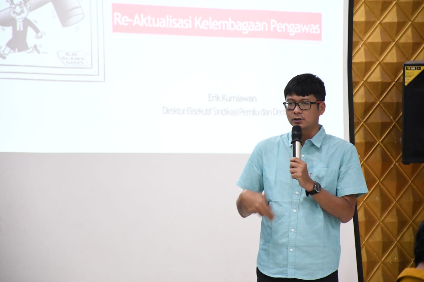 Erik Kurniawan menjadi Narasumber