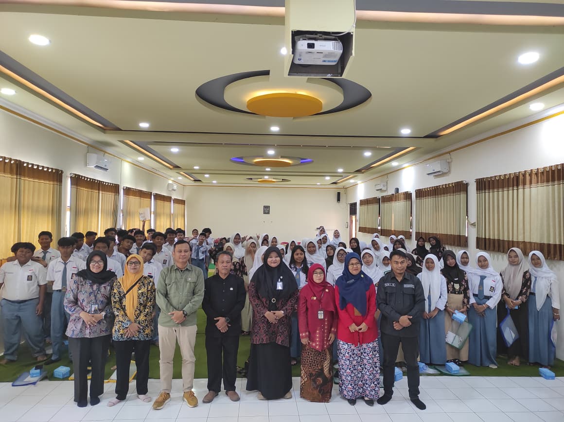 Pendidikan Politik di SMA 5