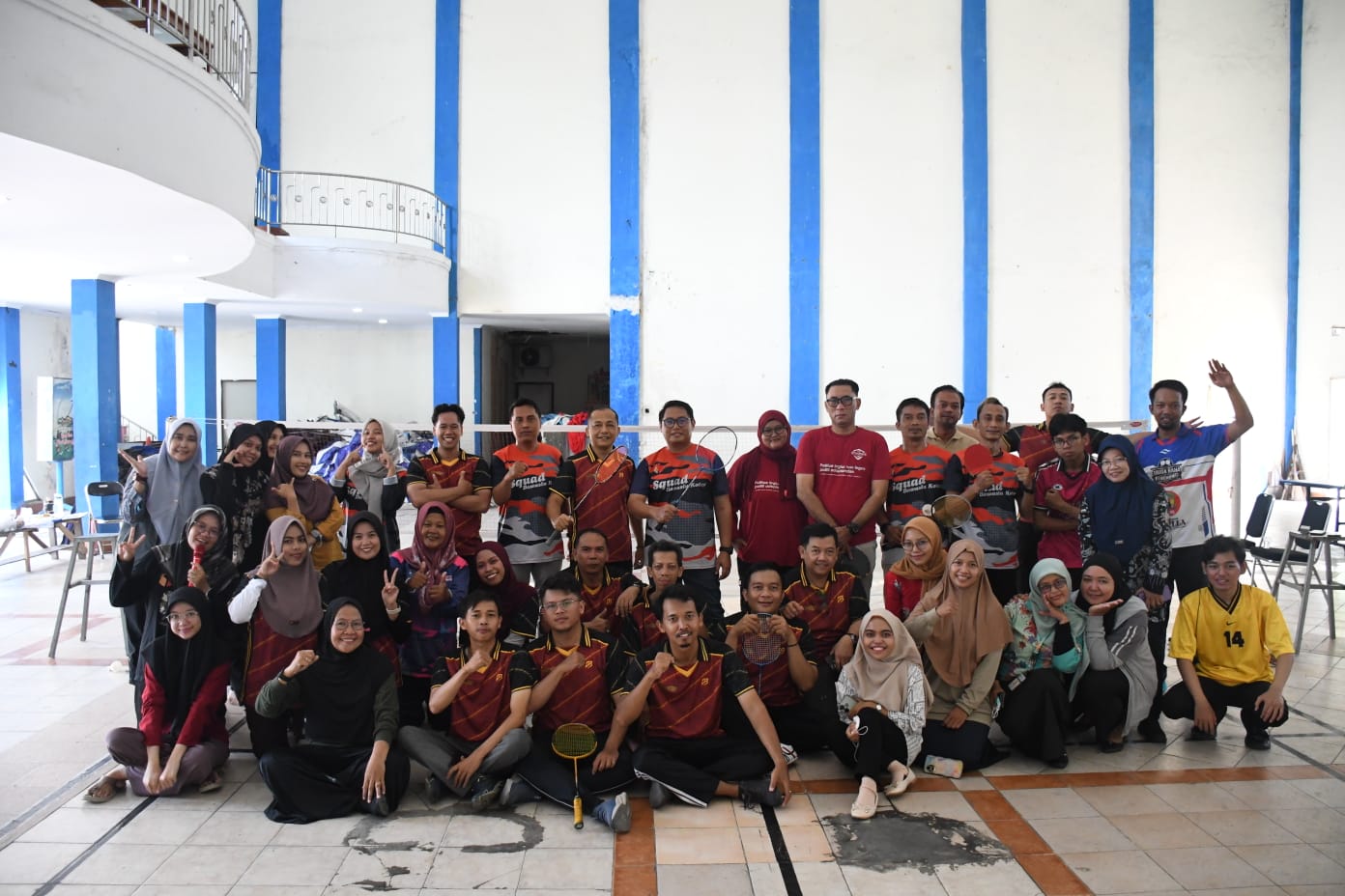 Foto Bersama antara Bawaslu Kota Tegal dan DPMPTSP