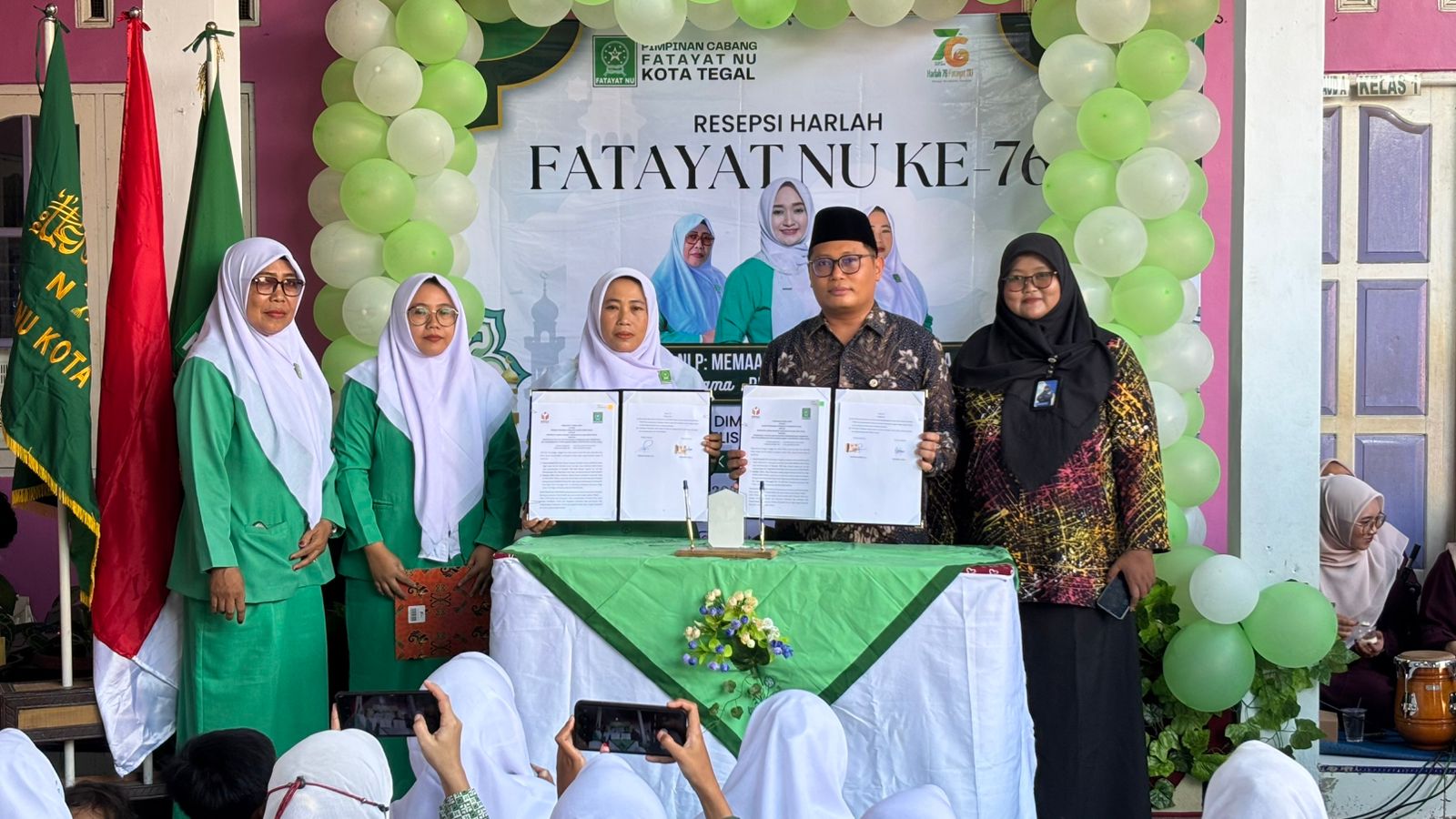 Penandatanganan PKS dengan Fatayat NU Kota Tegal
