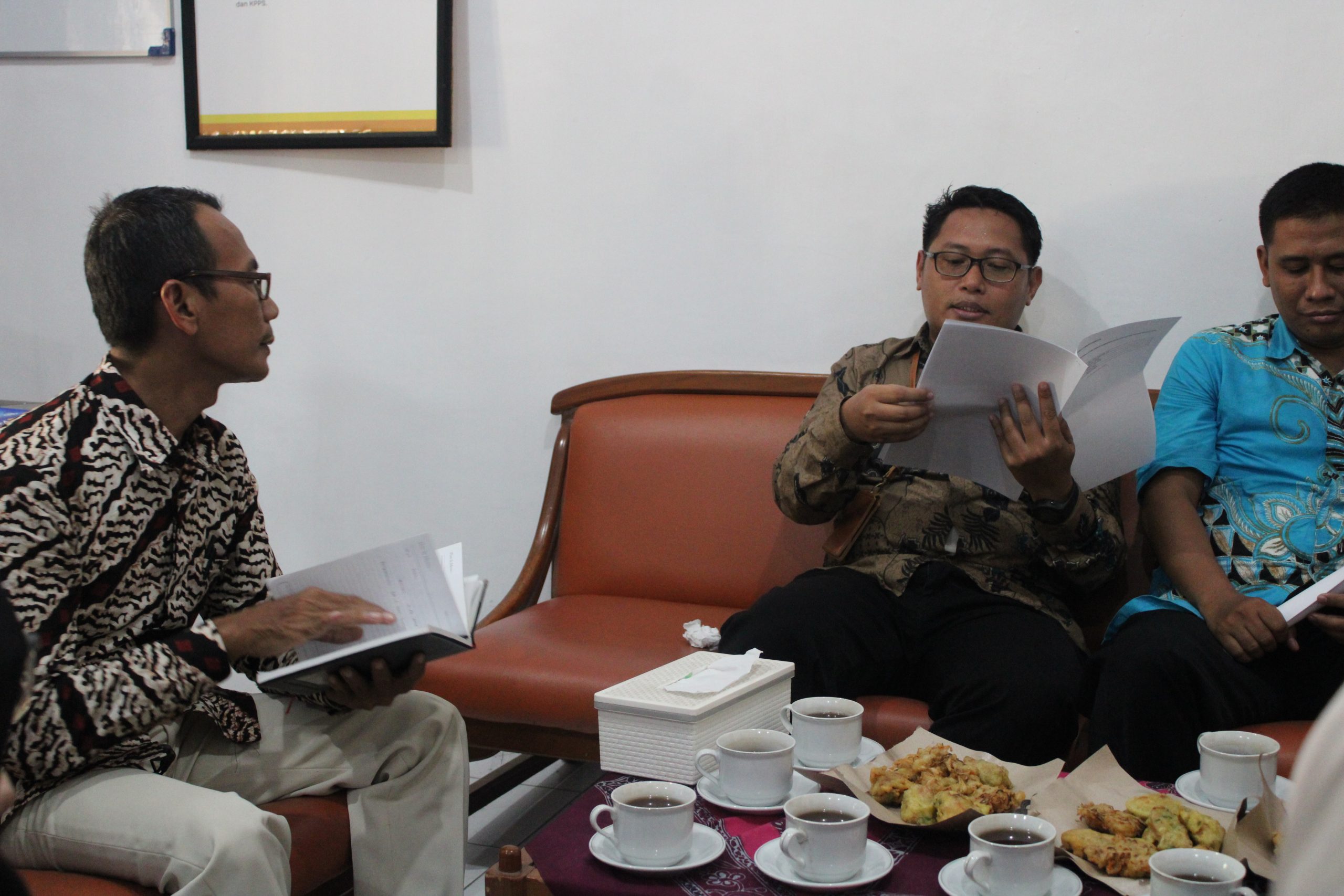 Ketua Bawaslu Kota Tegal Tegaskan Core Business Bawaslu dalam Rapat Koordinasi Perkembangan DPTb