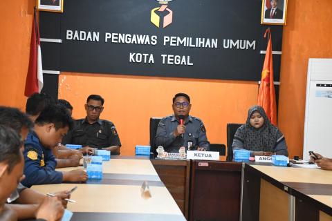 sambutan dari Ketua Bawaslu Kota Tegal