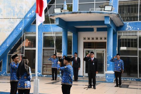Pengibaran bendera merah putih