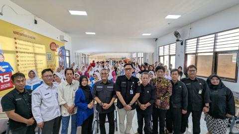Bawaslu Kota Tegal Perkuat Literasi Politik Siswa SMK Harapan Bersama