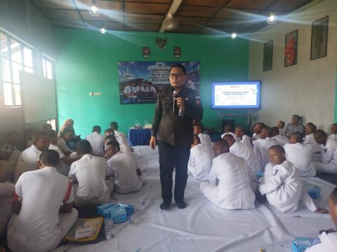 Bawaslu Kota Tegal Bekali Taruna SMK SUPM Maarif