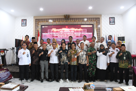 Bawaslu Kota Tegal Awasi Rekapitulasi Pemutakhiran Data Pemilih Berkelanjutan