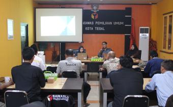 Rapat Koordinasi Dengan Panwascam (30/09/2024)