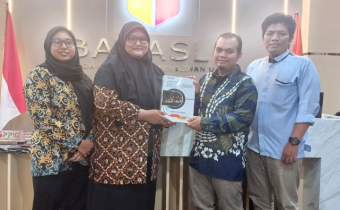 Bawaslu Kota Tegal serahkan Laporan Akhir Pencegahan, Parmas, Pengawasan Partisipatif dan Hubungan Antar Lembaga dalam Pemilihan 2024 ke Bawaslu Provinsi Jawa Tengah