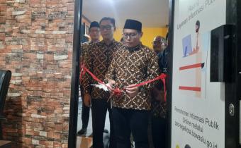 Prosesi Gunting Pita oleh Fauzan Hamid