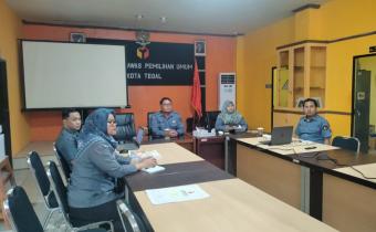 Bawaslu Kota Tegal mengikuti zoom Bawaslu Provinsi Jawa Tengah