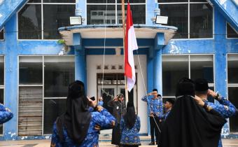 Pengibaran bendera merah putih