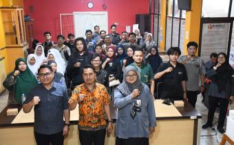 Sesi foto bersama dengan peserta P2P