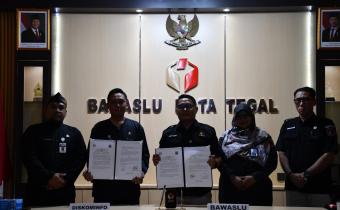 Penandatanganan PKS dengan Diskominfo